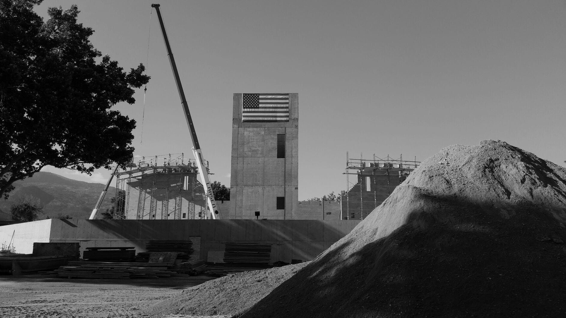 Larsen Crane<br>Utah Crane Rental Services